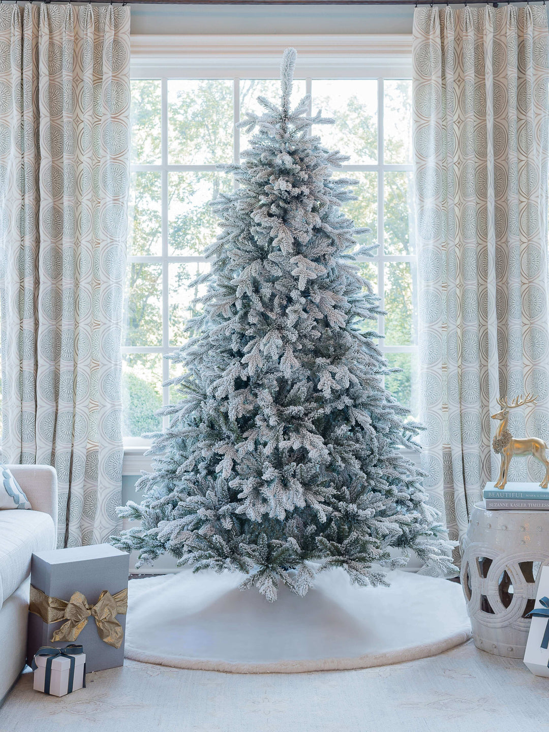 9 Foot Queen Flock™ Artificial Christmas Tree 1100 LED Lights